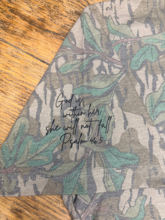 Mossy Oak Green Leaf & Black Lettering
